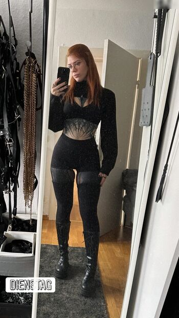 joeleen_gi Leaked Nude OnlyFans (Photo 2)
