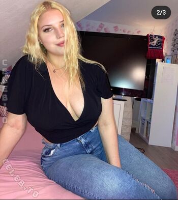 Joelle.boelk Leaked Nude OnlyFans (Photo 3)