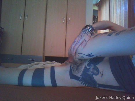 Joker’s Harley Quinn Leaked Nude OnlyFans (Photo 5)