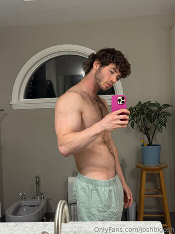 joshbigosh Leaked Nude OnlyFans (Photo 9)