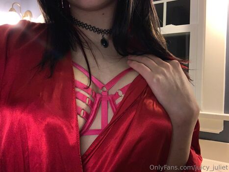 Juicy_juliet