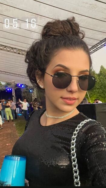 Julia Dourado