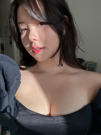 Julia Mayumi Leaked Nude OnlyFans (Photo 2)