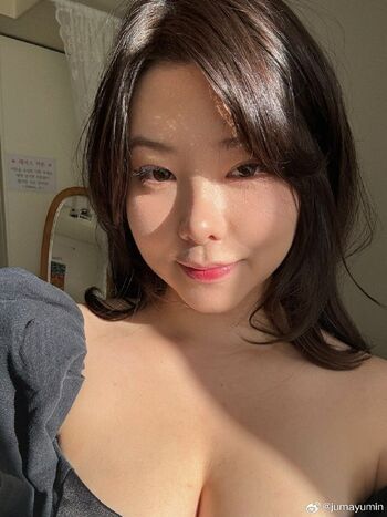 Julia Mayumi Leaked Nude OnlyFans (Photo 3)