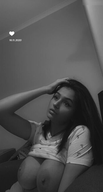 Julia Tica