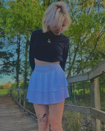 Juliafox038711