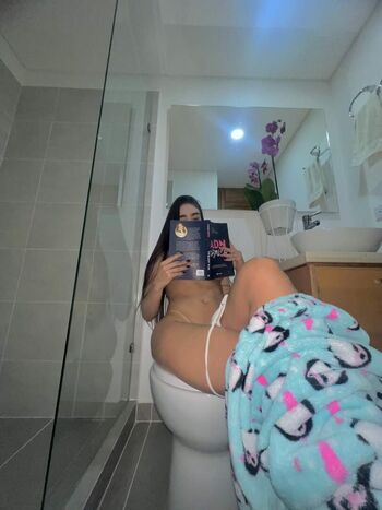 Juliana Gomez Leaked Nude OnlyFans (Photo 18)