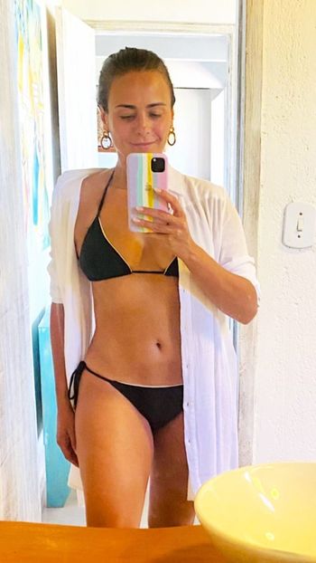 Juliana Silveira Leaked Nude OnlyFans (Photo 3)