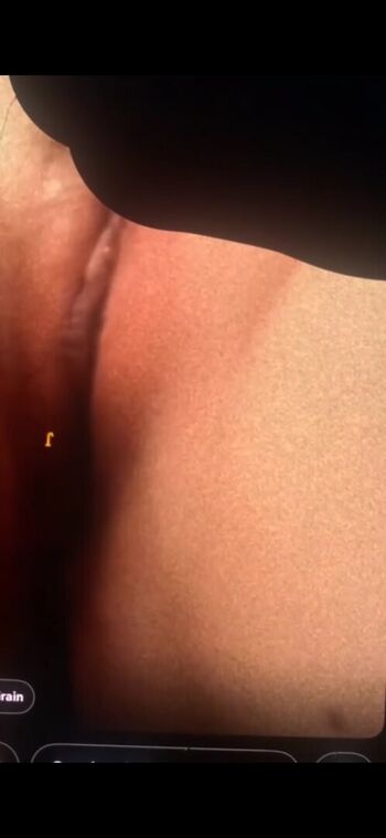 Julie blood Leaked Nude OnlyFans (Photo 1)
