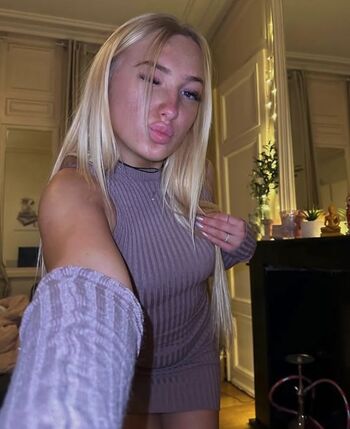 Juliluxie Leaked Nude OnlyFans (Photo 5)