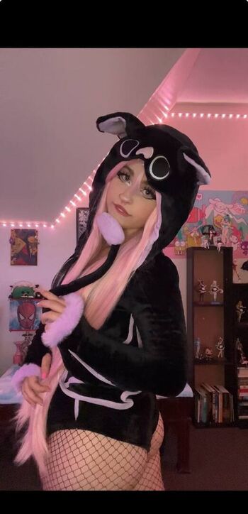 k1ttyvee Leaked Nude OnlyFans (Photo 5)