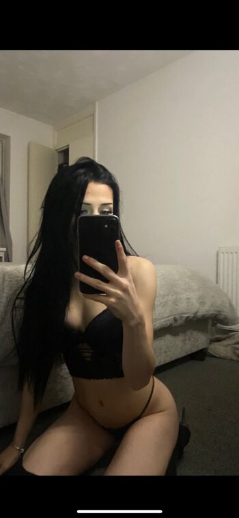kacimills Leaked Nude OnlyFans (Photo 16)