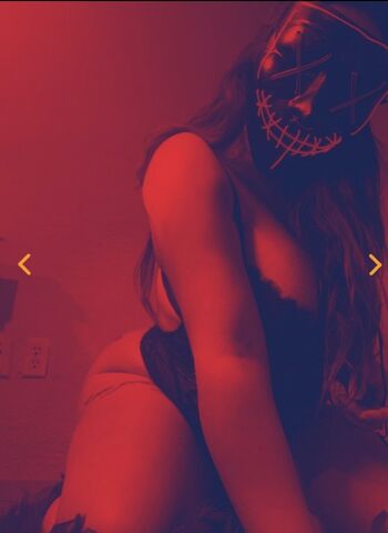 kalanilee Leaked Nude OnlyFans (Photo 35)