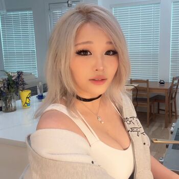 Kang Hee Yoon