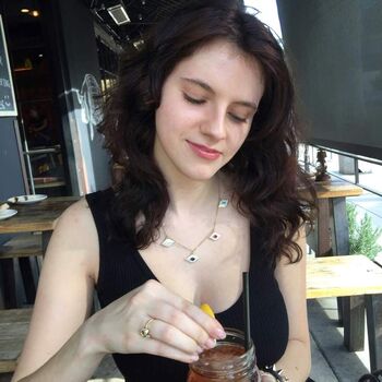 Kara Hayward Leaked Nude OnlyFans (Photo 9)