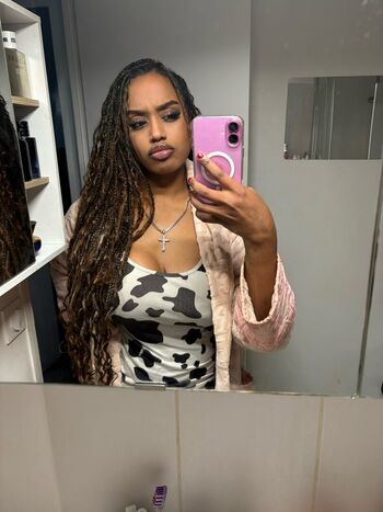 Karabaae Leaked Nude OnlyFans (Photo 13)