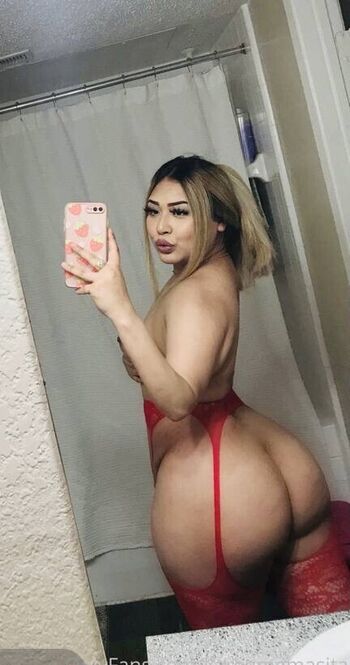 karenmamasita Leaked Nude OnlyFans (Photo 19)