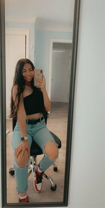 Karina Jimenez509 Leaked Nude OnlyFans (Photo 1)