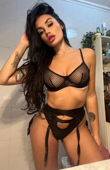 Karla Bellucci Leaked Nude OnlyFans (Photo 2)