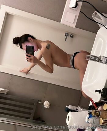 katarina_popova Leaked Nude OnlyFans (Photo 21)