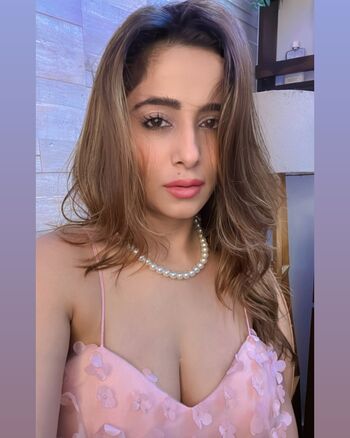 Kate Sharma Leaked Nude OnlyFans (Photo 4)