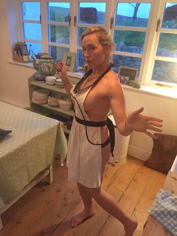 Kate Winslet Leaked Nude OnlyFans (Photo 115)