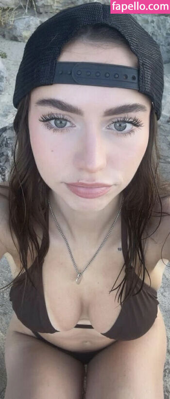 Katelyn Elizabeth Leaked Nude OnlyFans (Photo 15)