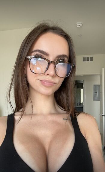 Katelyn Elizabeth Leaked Nude OnlyFans (Photo 19)