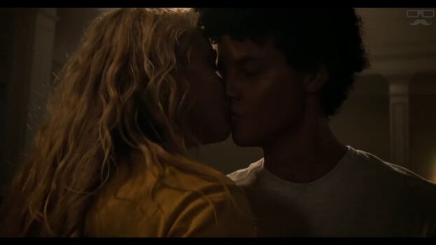 Kathryn Newton