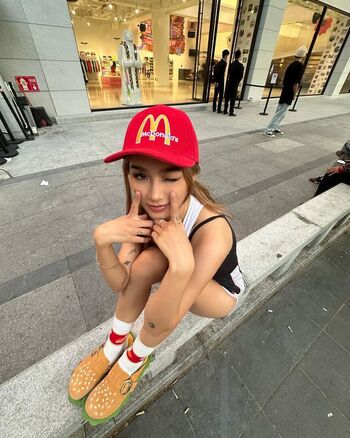 Kathy Zheng