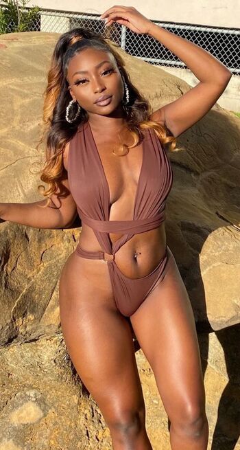Kay Kay Gray Leaked Nude OnlyFans (Photo 23)