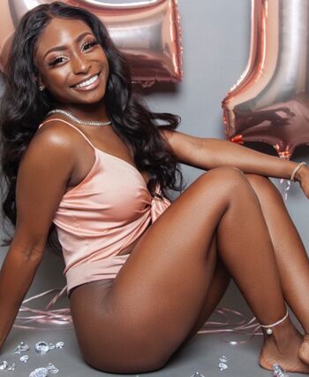 Kay Kay Gray Leaked Nude OnlyFans (Photo 26)