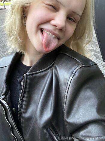 kayana_moon