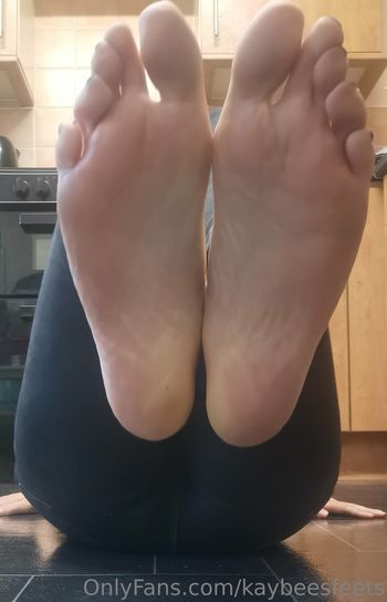 kaybeesfeets Leaked Nude OnlyFans (Photo 23)