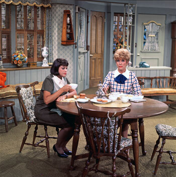 Kaye Ballard Leaked Nude OnlyFans (Photo 2)
