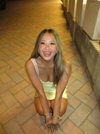Kaylee Dang Leaked Nude OnlyFans (Photo 29)