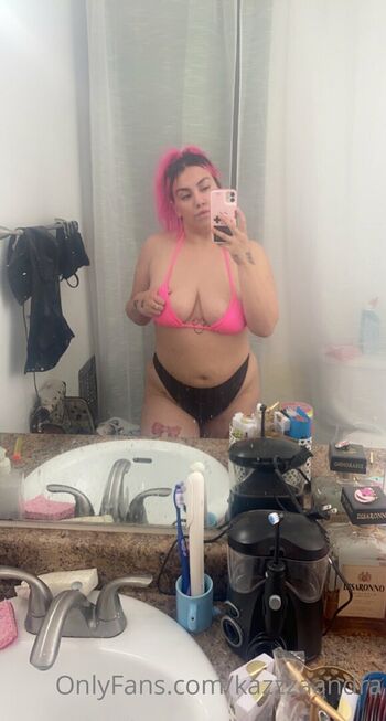 kazzzaandra Leaked Nude OnlyFans (Photo 4)