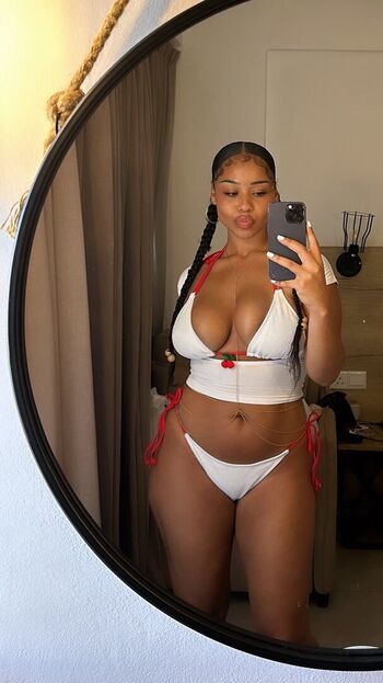 Keanna Theo
