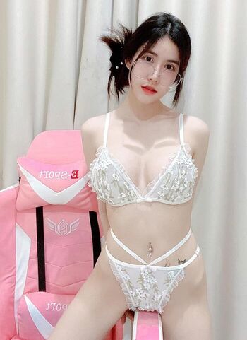Keawarin Nawan Leaked Nude OnlyFans (Photo 11)