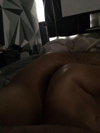 Kel Livson Leaked Nude OnlyFans (Photo 6)