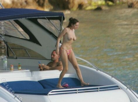 Kelly Brook