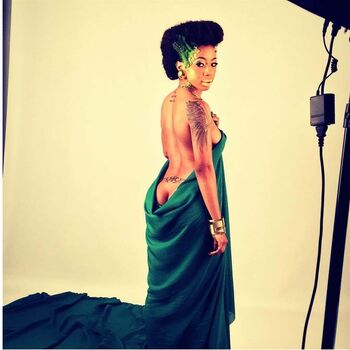 Kelly Khumalo Leaked Nude OnlyFans (Photo 1)