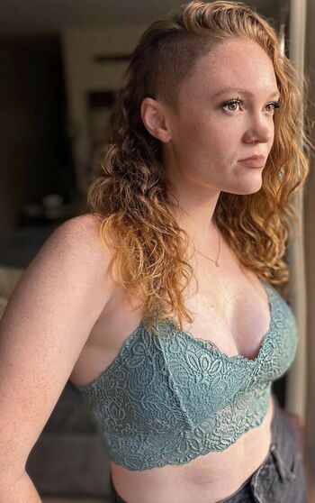 Kelly McCart Leaked Nude OnlyFans (Photo 11)