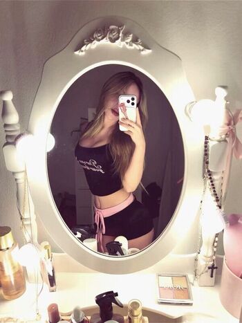 Kemintton Leaked Nude OnlyFans (Photo 27)