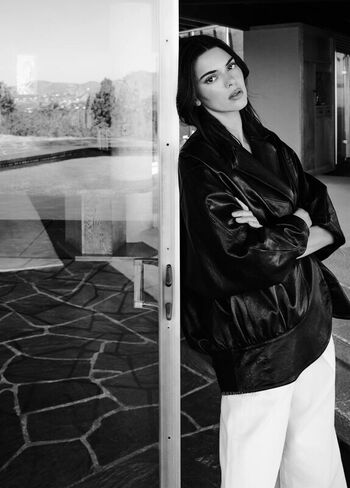 Kendall Jenner Leaked Nude OnlyFans (Photo 1432)