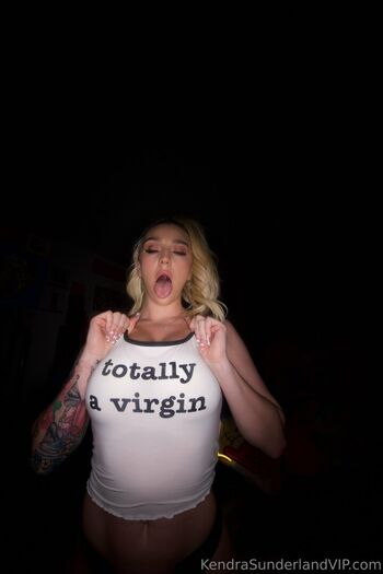 kendrasunderland Leaked Nude OnlyFans (Photo 17)
