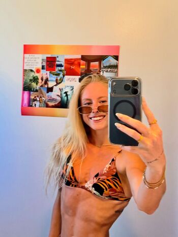 Kiara Maggy Leaked Nude OnlyFans (Photo 5)