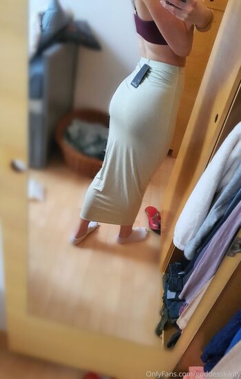 kikigoddess Leaked Nude OnlyFans (Photo 28)