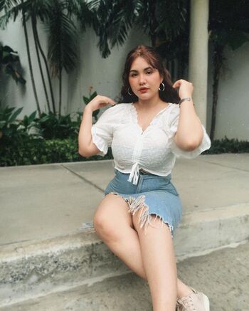 Kim Cahill Leaked Nude OnlyFans (Photo 37)