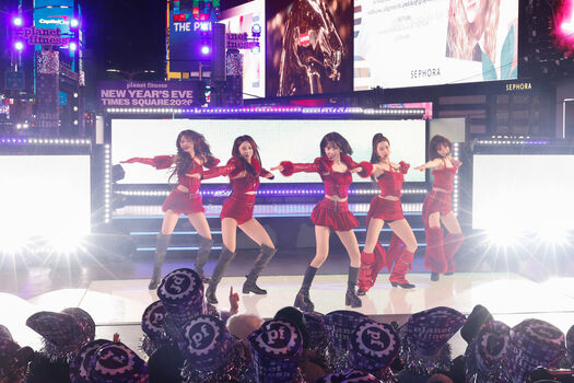 Kim Chaewon 김채원 [Le Sserafim]